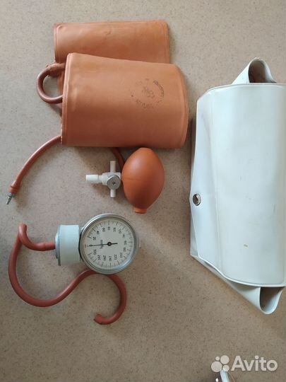 Манометр для измерения давления механический