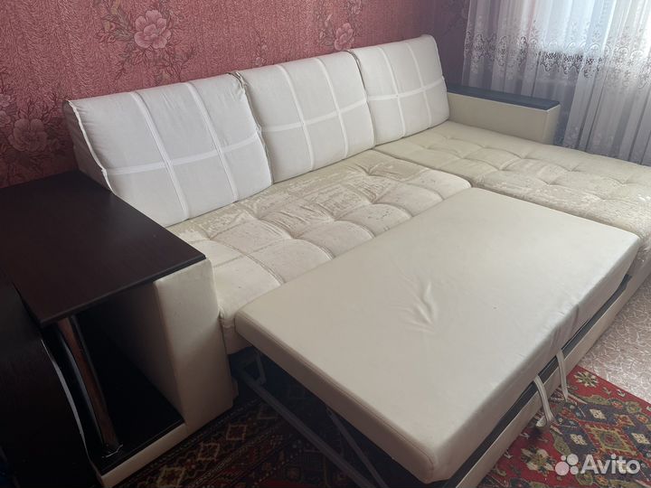 Угловой диван