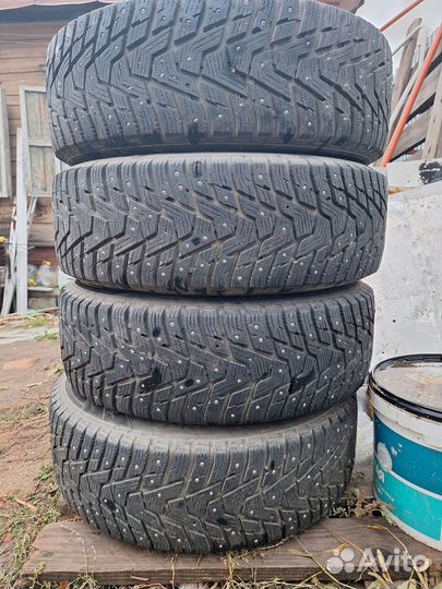 Solaris 4 Шипованных колеса R15 Hankook W429