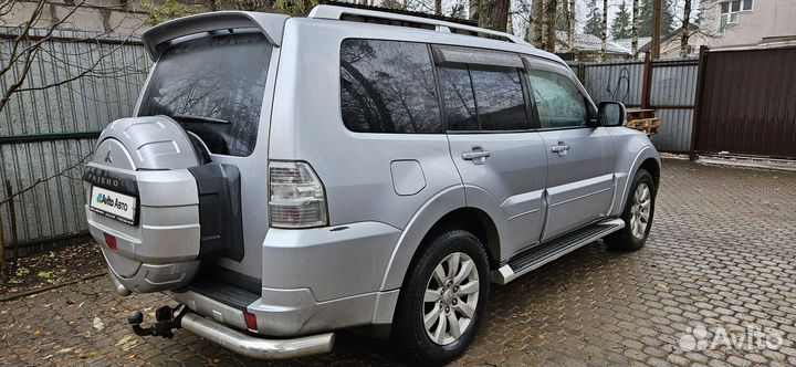 Mitsubishi Pajero 3.2 AT, 2010, 258 000 км