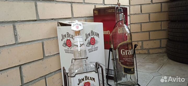 Пустая бутыль с гейзером на качелях 3л