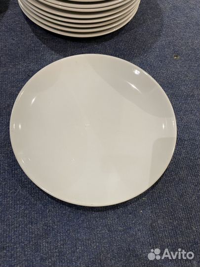 Тарелки IKEA белые