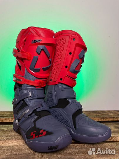 Мотоботы Leatt 5.5 FlexLock Graphene