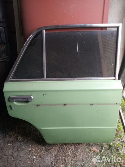 Дверь задняя левая ваз 2106
