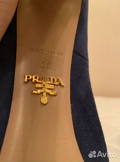 Каблуки Prada