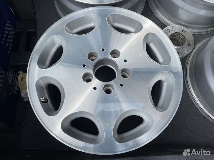 Литые диски R16 5x112 Mercedes-Benz