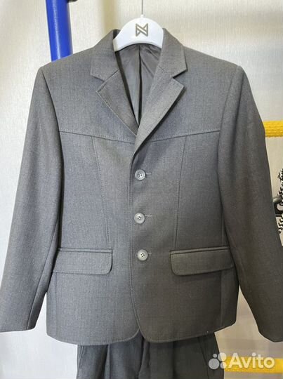 Школьный костюм