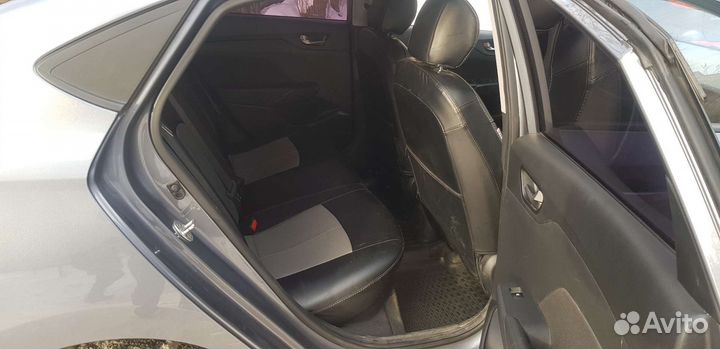 Чехлы из эко-кожи в Hyundai Solaris