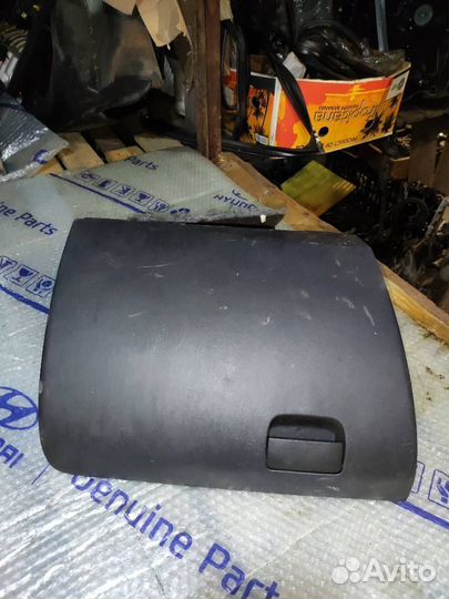 Бардачок Х2к845-31000 Kia Soul 2010 AM D4FB