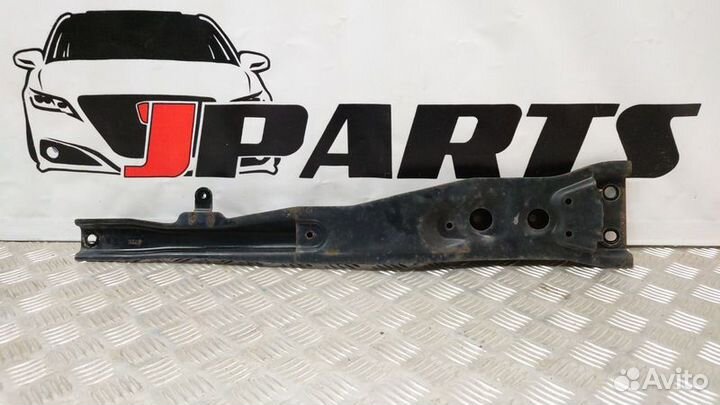 Балка передняя поперечная Mitsubishi Outlander II