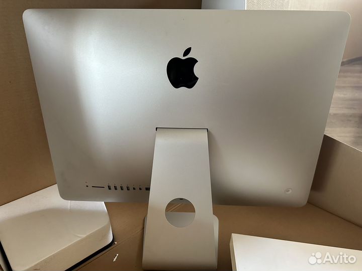 Apple iMac 21.5