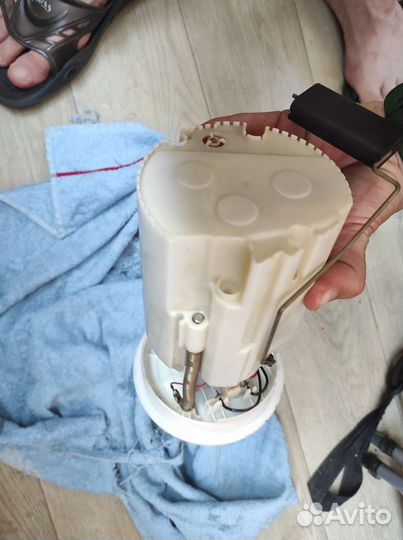 Топливный насос в сборе mazda 3 bl