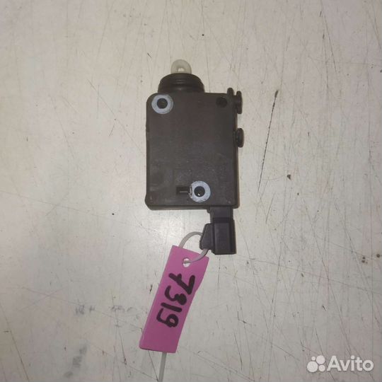 Активатор замка багажника Opel Vectra B/G