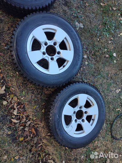 Колеса на ниву r15