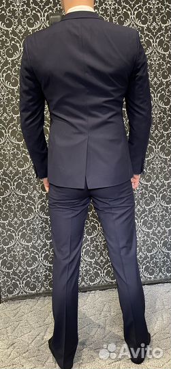 Костюм мужской
