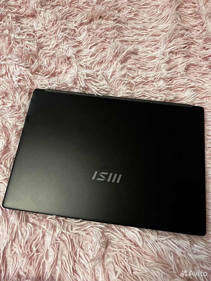 Ноутбук MSI modern 14 c12m