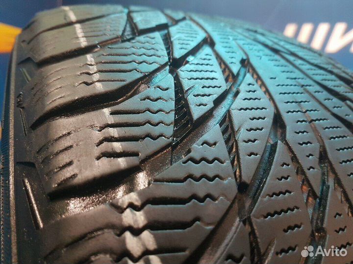 Nokian Tyres Hakkapeliitta R2 235/55 R17