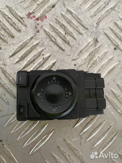 Блок управления зеркалами Фольксваген Пассат В5