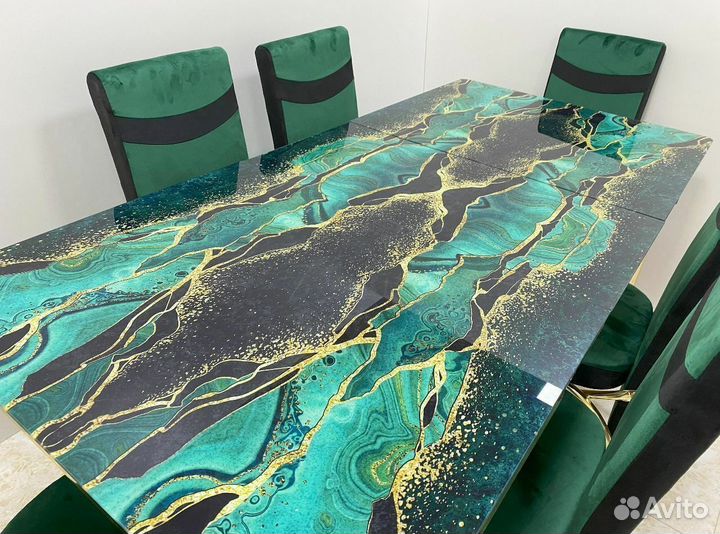 Столы и стулья