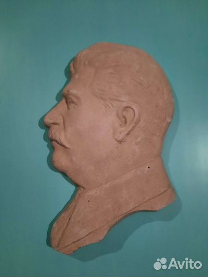 Барильеф сталина