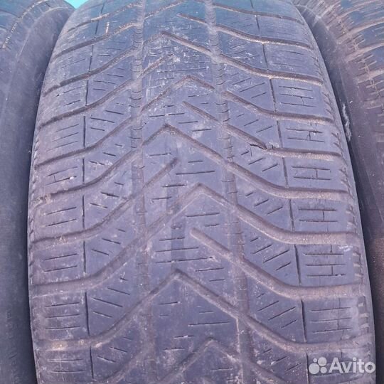 Pirelli Winter 190 Snowcontrol 205/55 R16