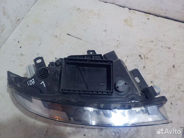 Фара левая BMW 1