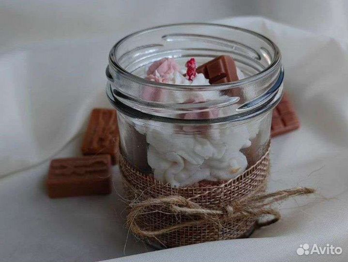 Свеча с ароматом зефира и шоколада