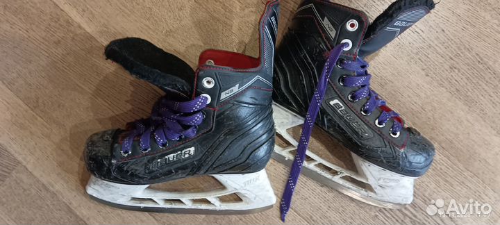 Хоккейные коньки bauer