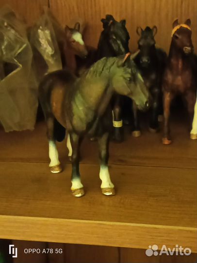 Фигурки лошадей шляйх