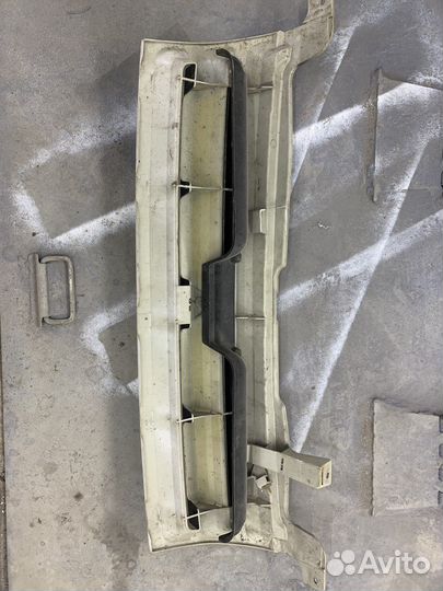 Mitsubishi dingo решетка радиатора