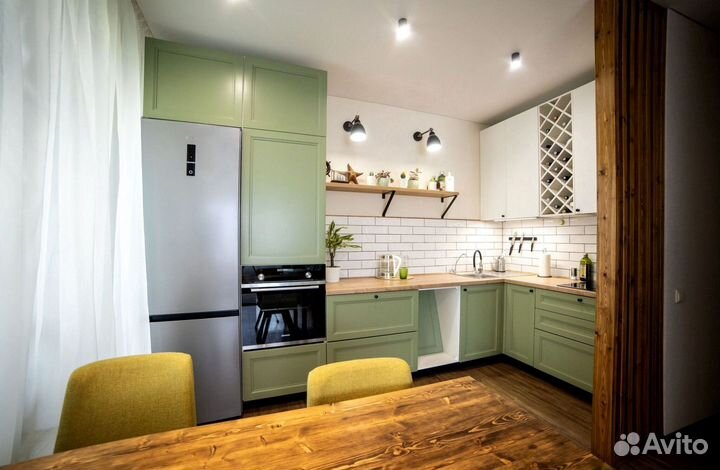 Кухонный гарнитур угловой в потолок на заказ