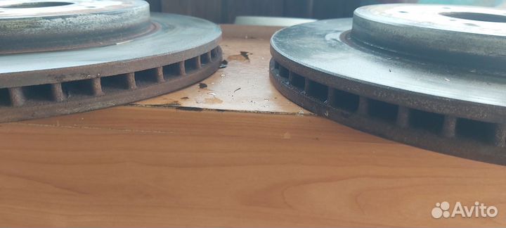 Диски тормозные с Лексус RX330 Bosch