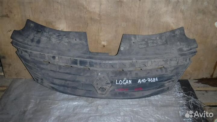 Решетка радиатора Renault Logan I 2005-2014