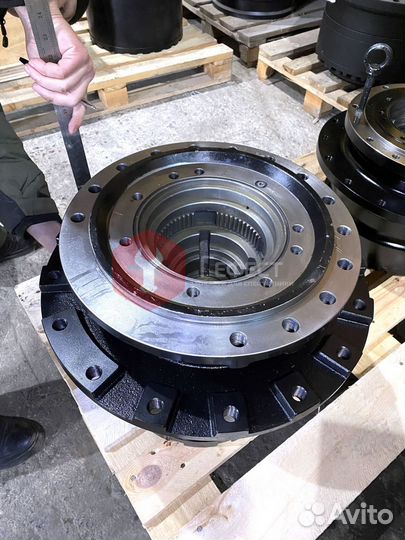 Бортовой редуктор Hitachi EX200-5xjpn 9150472