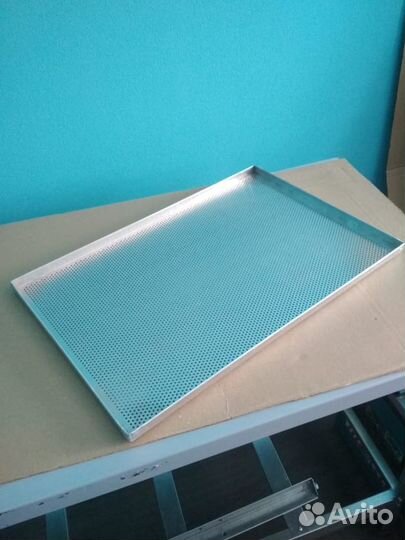 Противни 600х400х20 перфорированные