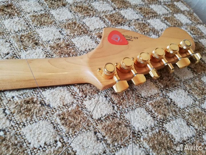 Страт fender squier standard