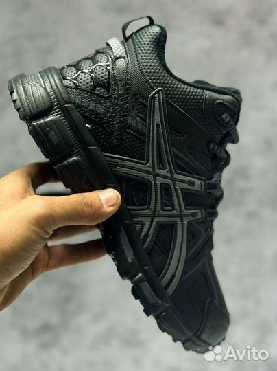 Кроссовки Asics с мехом