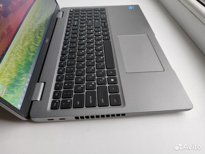 Dell Latitude 5520/i5-1135G7/16/128NVMe/15.6/HD