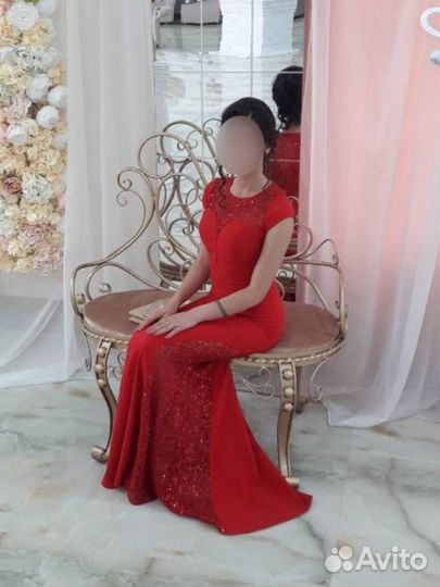 Вечернее платье