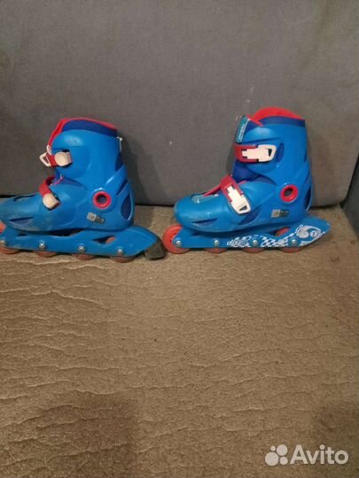 Роликовые коньки