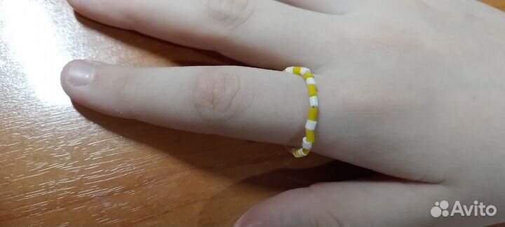 Кольцо из бисера