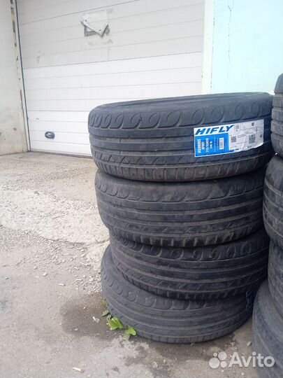 Uniroyal Liberator A/T 18.4/7 R18