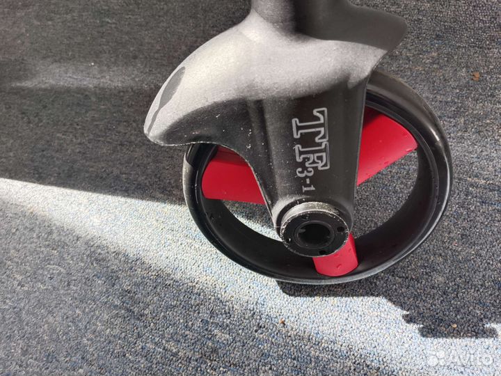 Самокат, беговел, велосипед 3в1