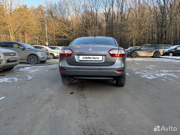 Renault Fluence 1.6 МТ, 2011, 200 000 км