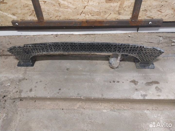 Усилитель бампера передний Hyundai Ix35 хэтчбэк