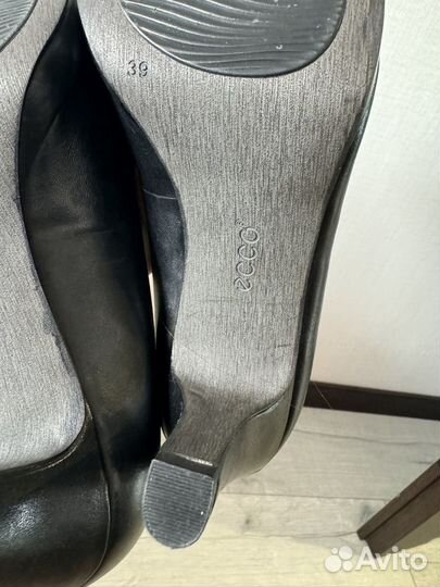 Туфли ecco новые 38-38,5 размер