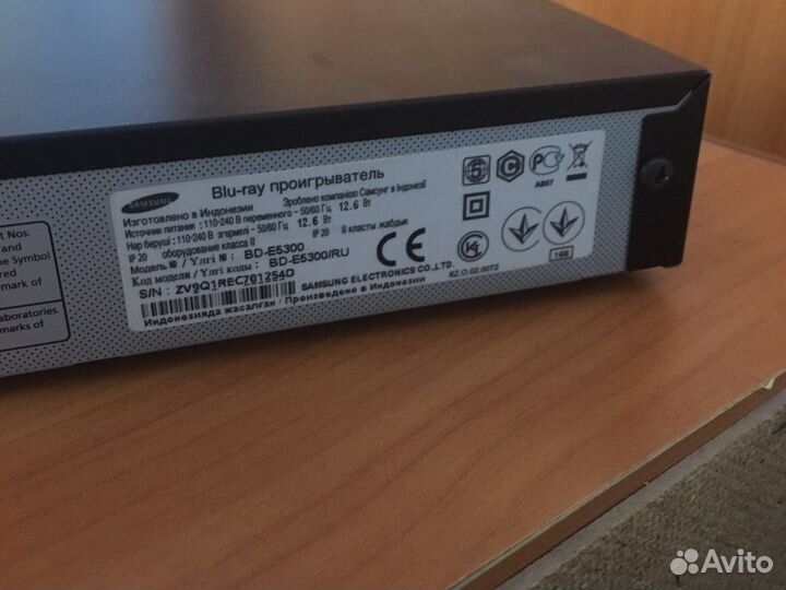 Blu ray плеер samsung bd e5300