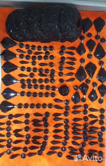 Люстра стеклянная черная