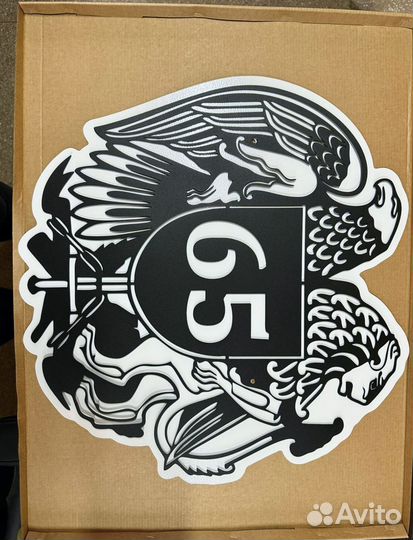 Стильная адресная табличка