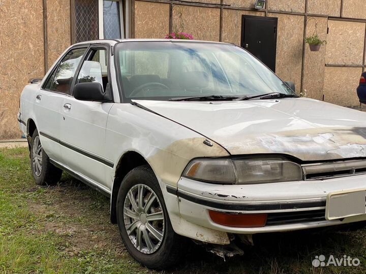 Toyota Carina 1.5 AT, 1991, битый, 454 000 км